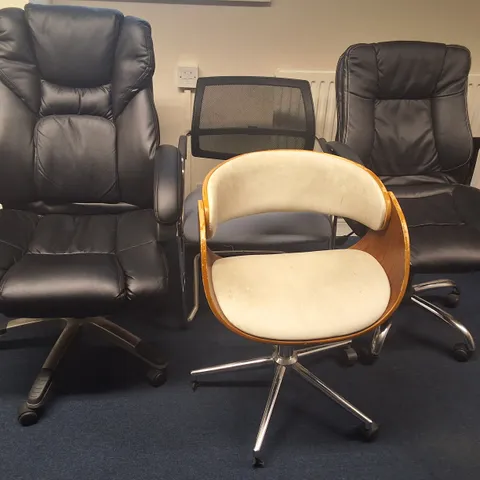 LOT OF 4 ASSORTED OFFICE CHAIRS 