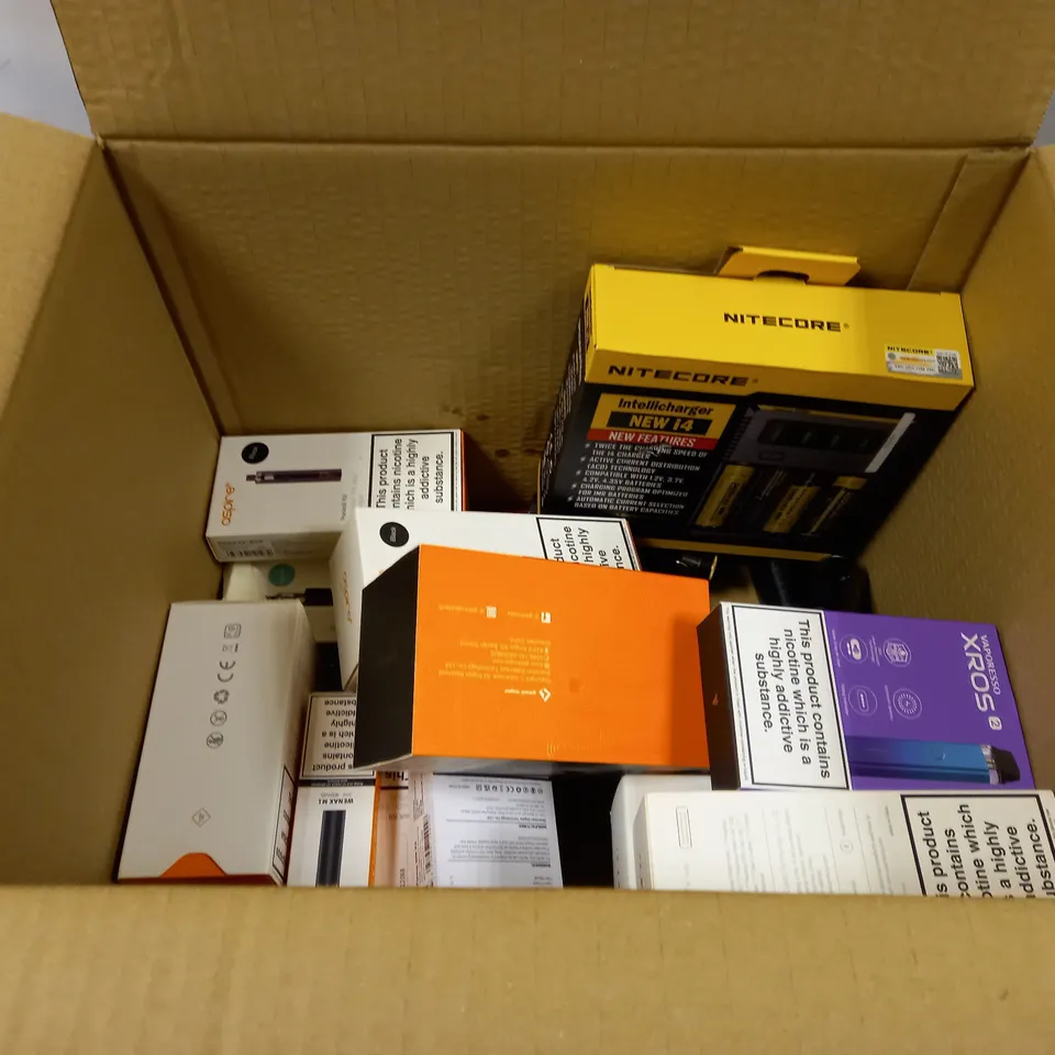 BOX OF APPROXMATELY 28 E-CIGARETTES AND LIQUIDS TO INCLUDE VOOPOO DRAG S PRO, AEGIS MAX 100W MESH COIL, VAPORESSO XROS2, ETC