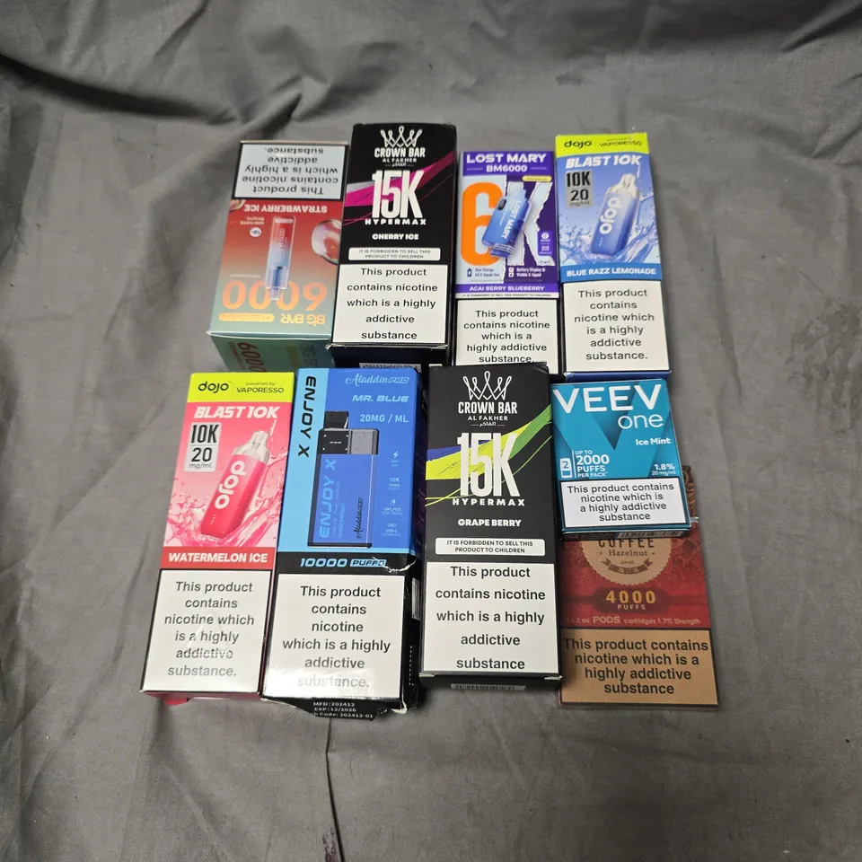 TOTE OF APPROXIMATEY 20 ASSORTED E-CIGARETTES AND ACCESSORIES TO INCLUDE - LOST MARY - DOJO - ETC