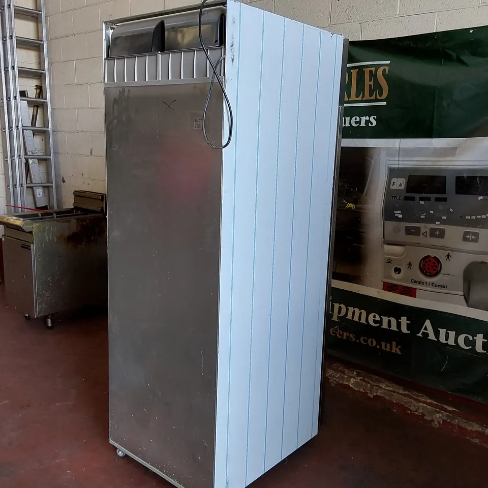 ELECTROLUX RE471FRG UPRIGHT FRIDGE