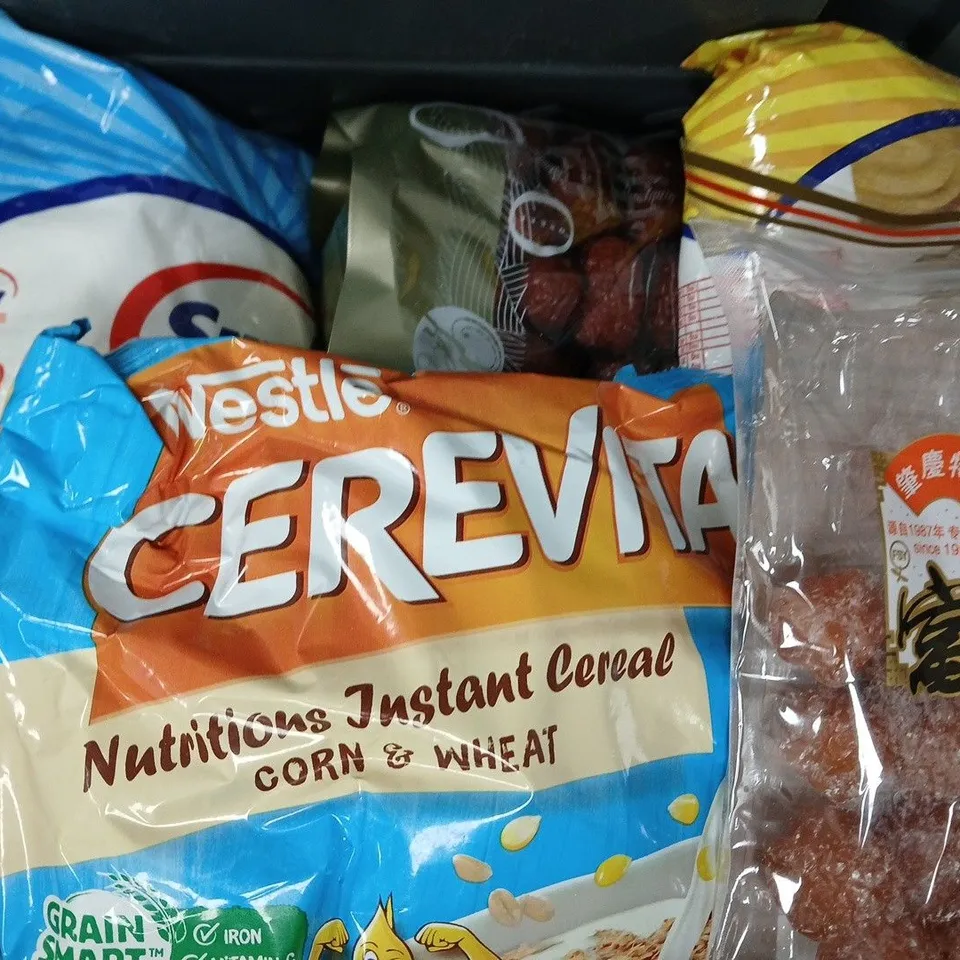 APPROXIMATELY 10 ASSORTED FOOD AND DRINK ITEMS TO INCLUDE GALAXY CHOCOLATE, INSTANT PORRIDGE, ETC