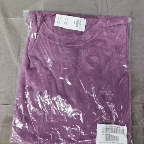 BAGGED HOLLISTER HEAVYWEIGHT BOXY FIT T-SHIRT IN PLUM SIZE LARGE