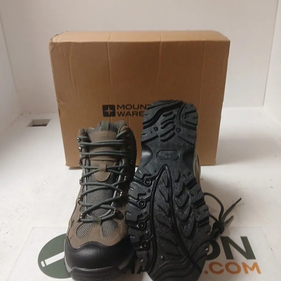 MOUNTAIN WAREHOUSE ADVENTURER WATERPROOF HIKING BOOT – KHAKI, UK 9