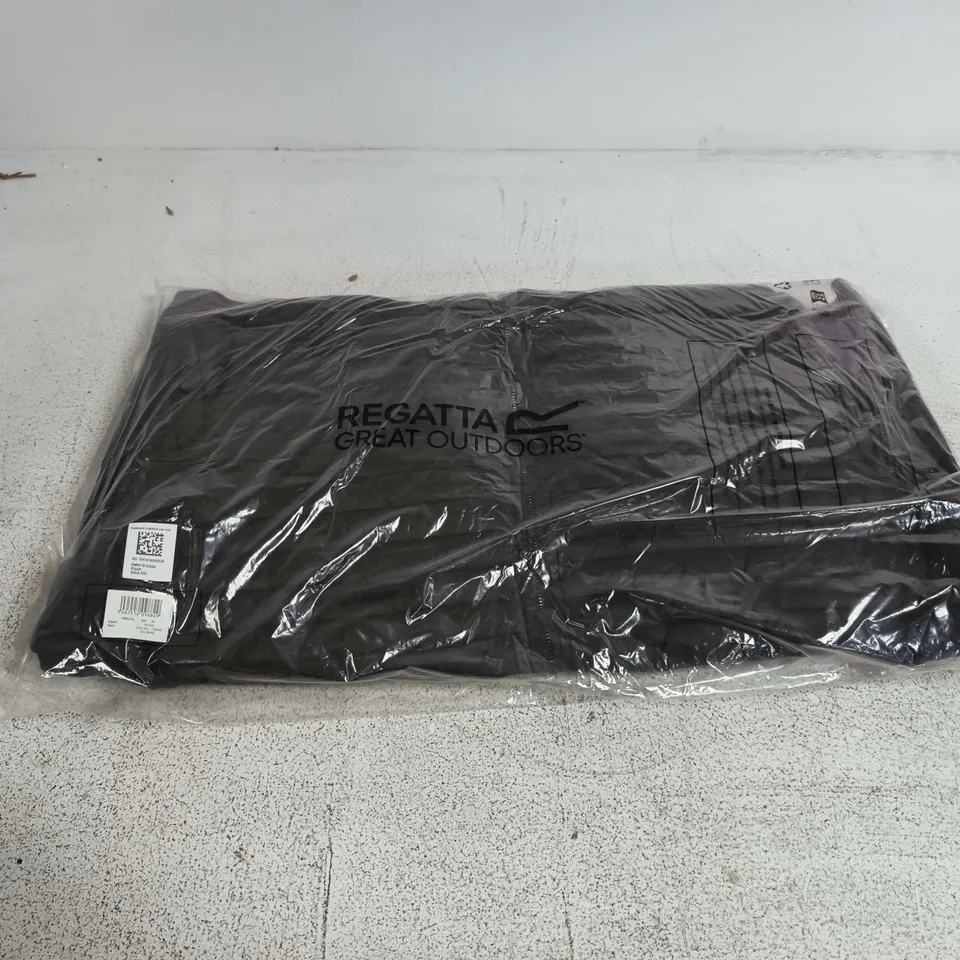 BAGGED REGATTA RIGAIN JACKET IN BLACK - UK XXL