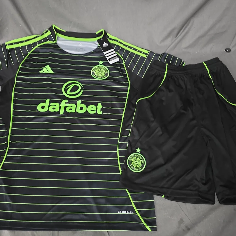 ADIDAS CELTIC FOOTBALL CLUB KIT IN BLACK/GREEN SIZE SMALL