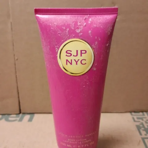 SARAH JESSICA PARKER SJP NYC BODY LOTION