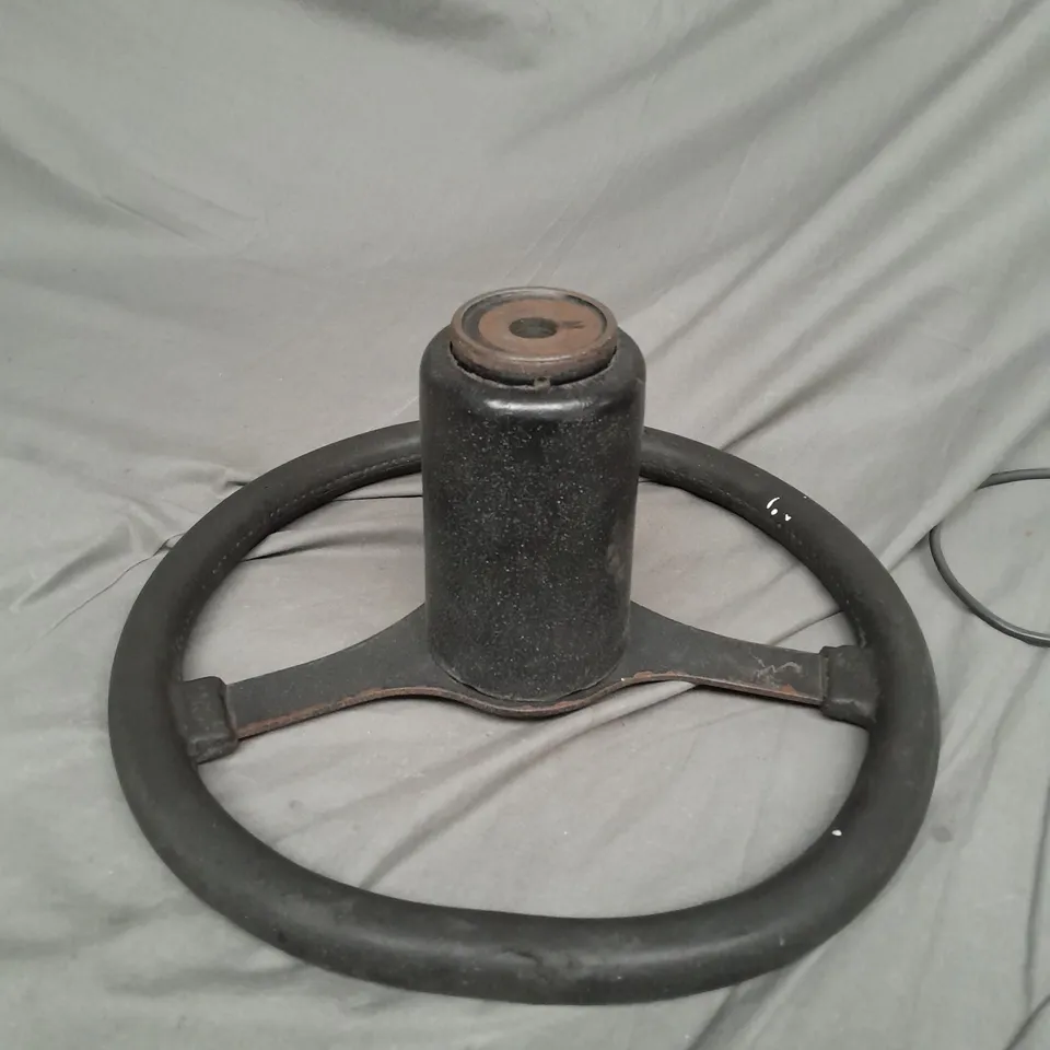 MK1 FORD ESCORT STEERING WHEEL 