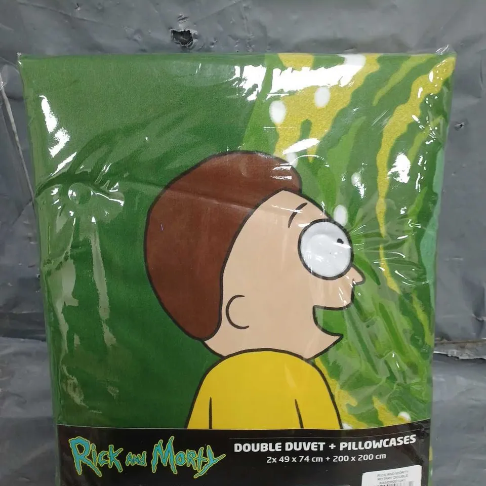 RICK AND MORTY DOUBLE DUVET + PILLOWCASES