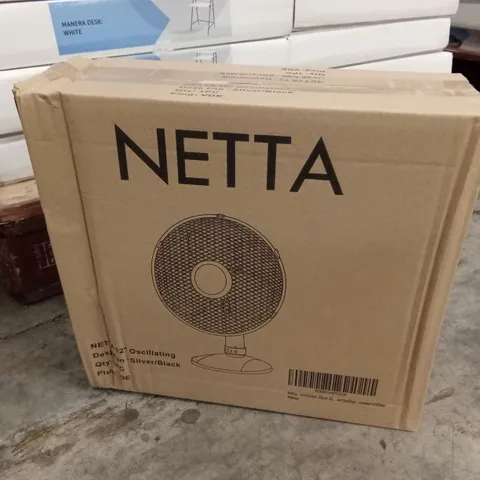 BOX TO CONTAIN 4 x NETTA 12-INCH OSCILLATING DESK FANS - SILVER/BLACK