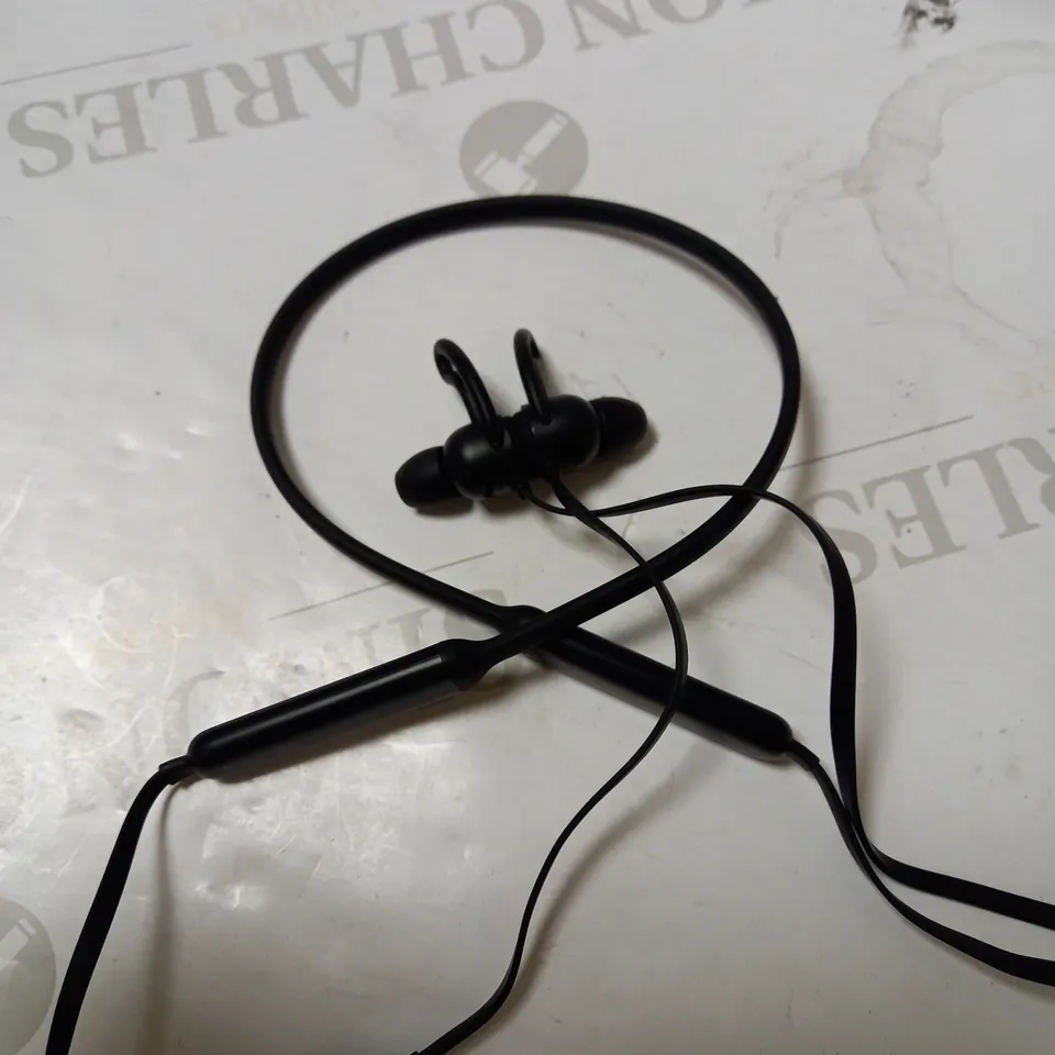 BEATS BY DRE BEATSX EARPHONES A1763
