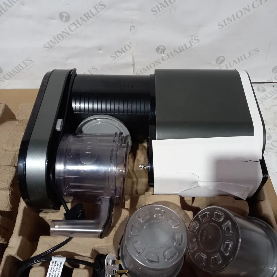 NINJA CREAMI ICE CREAM & DESSERT MAKER