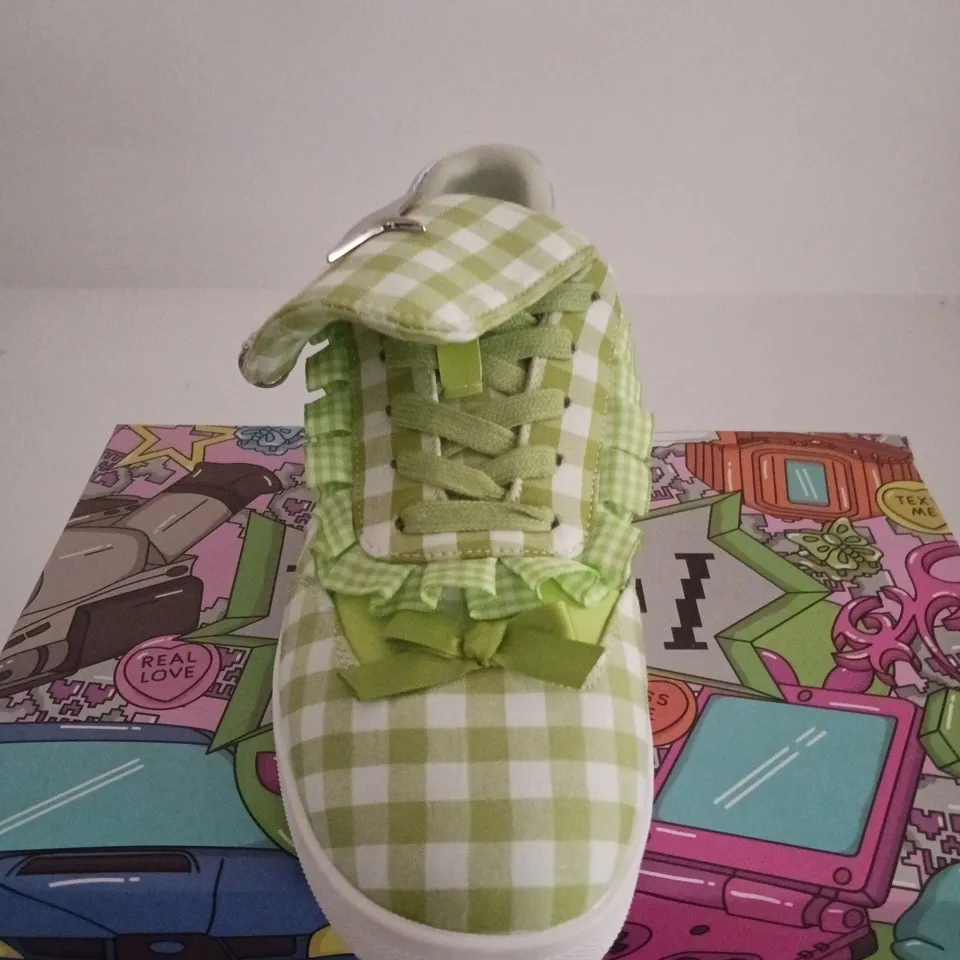 BOXED PAIR OF KOI MAGIC TURTLES GREEN GINGHAM FLAT SHOES – UK SIZE 6