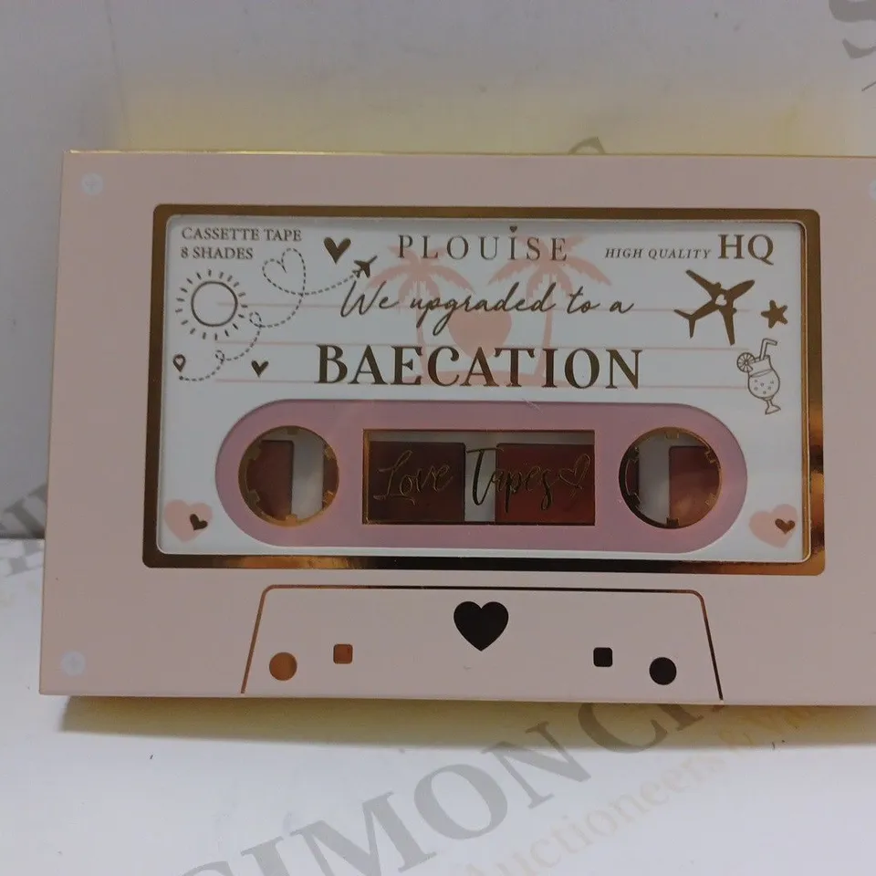 PLOUISE LOVE TAPES BAECATION