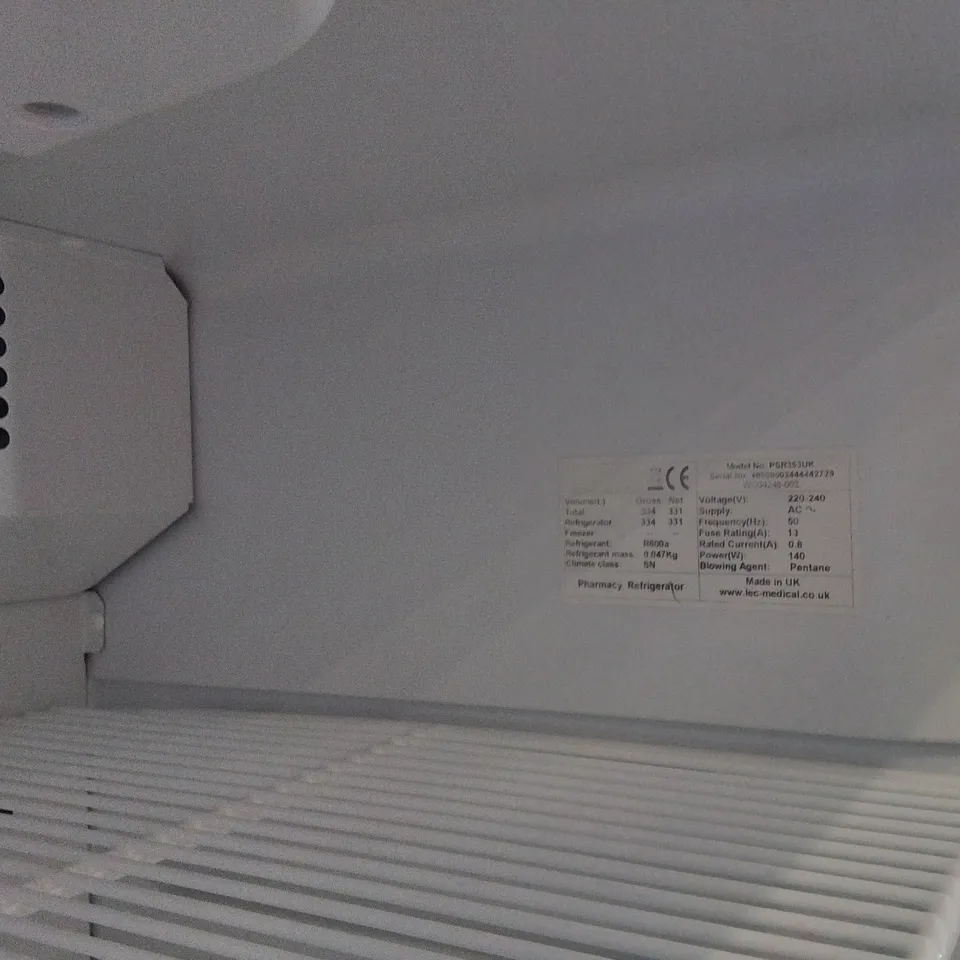 LEC PSR353UK - 353 LITRE PHARMACY REFRIGERATOR MEDICAL - SOLID DOOR
