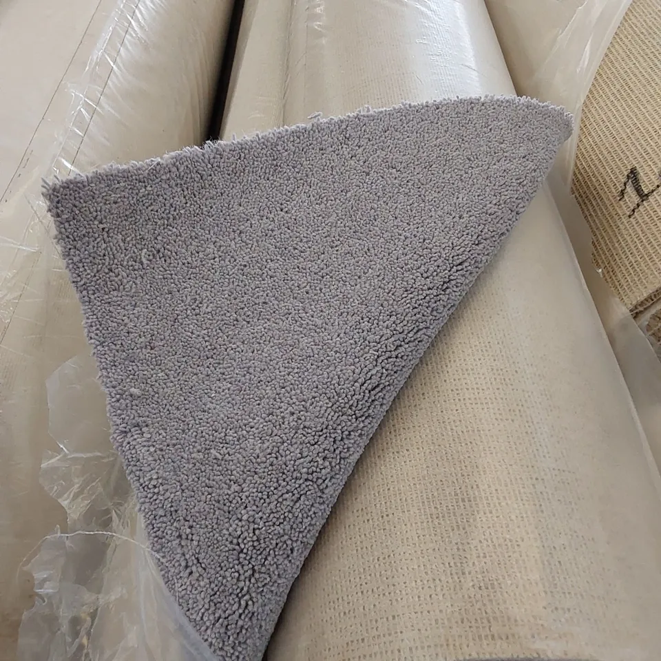 ROLL OF QUALITY TUDOR TWIST REGAL CLASSIC STONE CARPET // SIZE: APPROX 5 X 3.75m