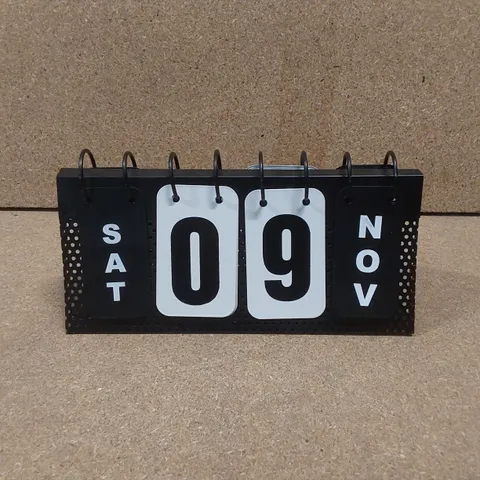 TABLE TOP FLIP CARD CALANDER