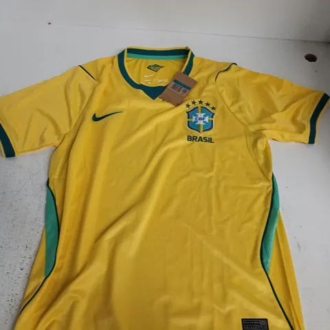 NIKE BRAZIL HOME JERSEY - MEDIUM