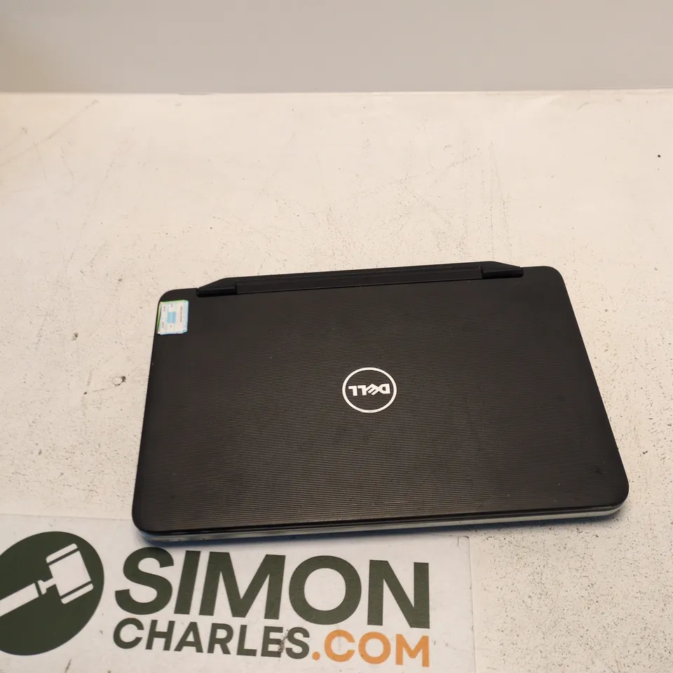 DELL VOSTRO 1540 LAPTOP – BLACK (FAULTY, NOT POWER TESTED)