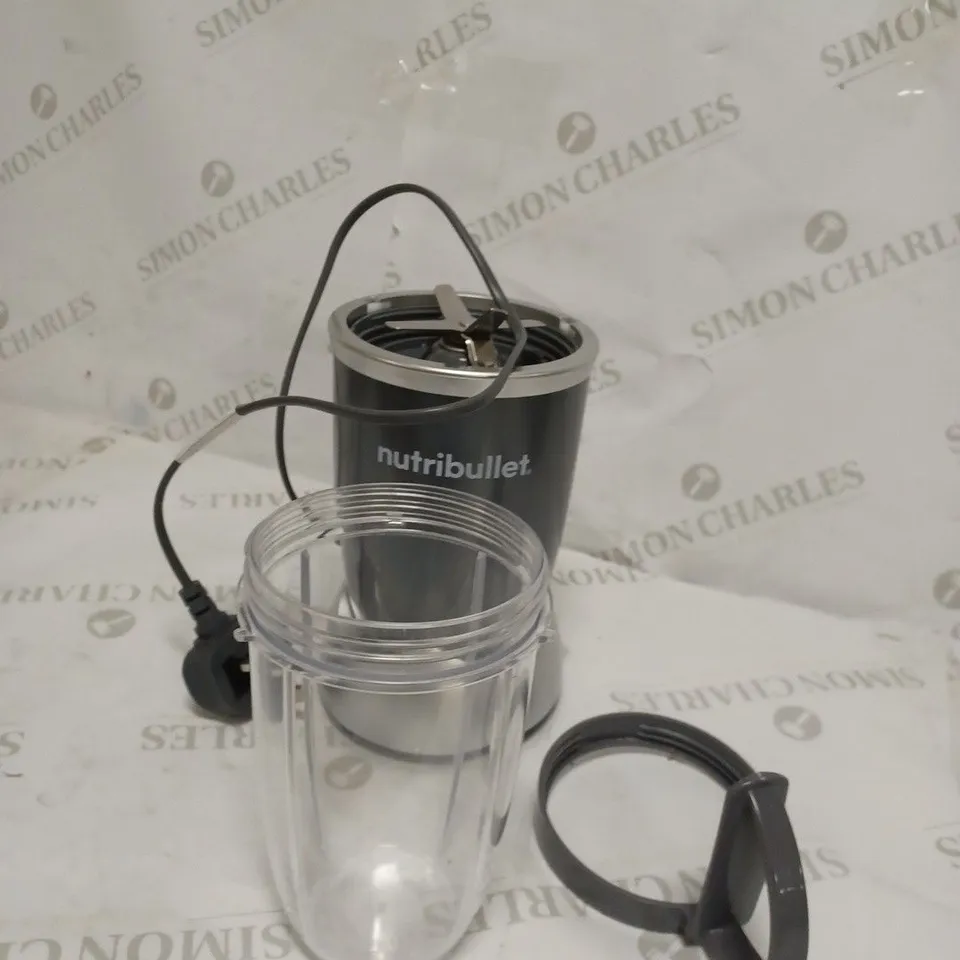 NUTRIBULLET 600 SERIES HIGH SPEED BLENDER