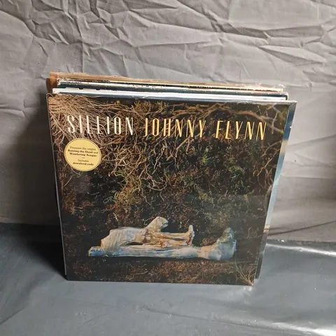 SET OF APPROX 12 VINYL'S TO INCLUDE - PHIL COLLINS, LINKIN PARK, NOW THATS WHAT I CALL MUSIC 16, HURRICANE AND CLIVILLES + COLE