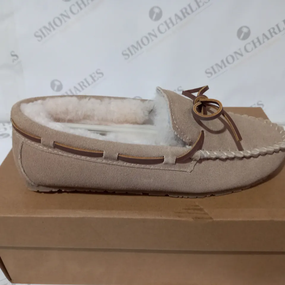 MORLANDS GLASTONBURY FLUFFY LOAFERS 
