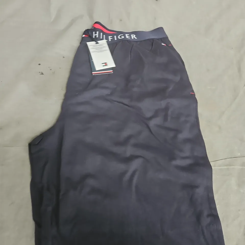 TOMMY HILFIGER PYJAMA BOTTOMS - LARGE 