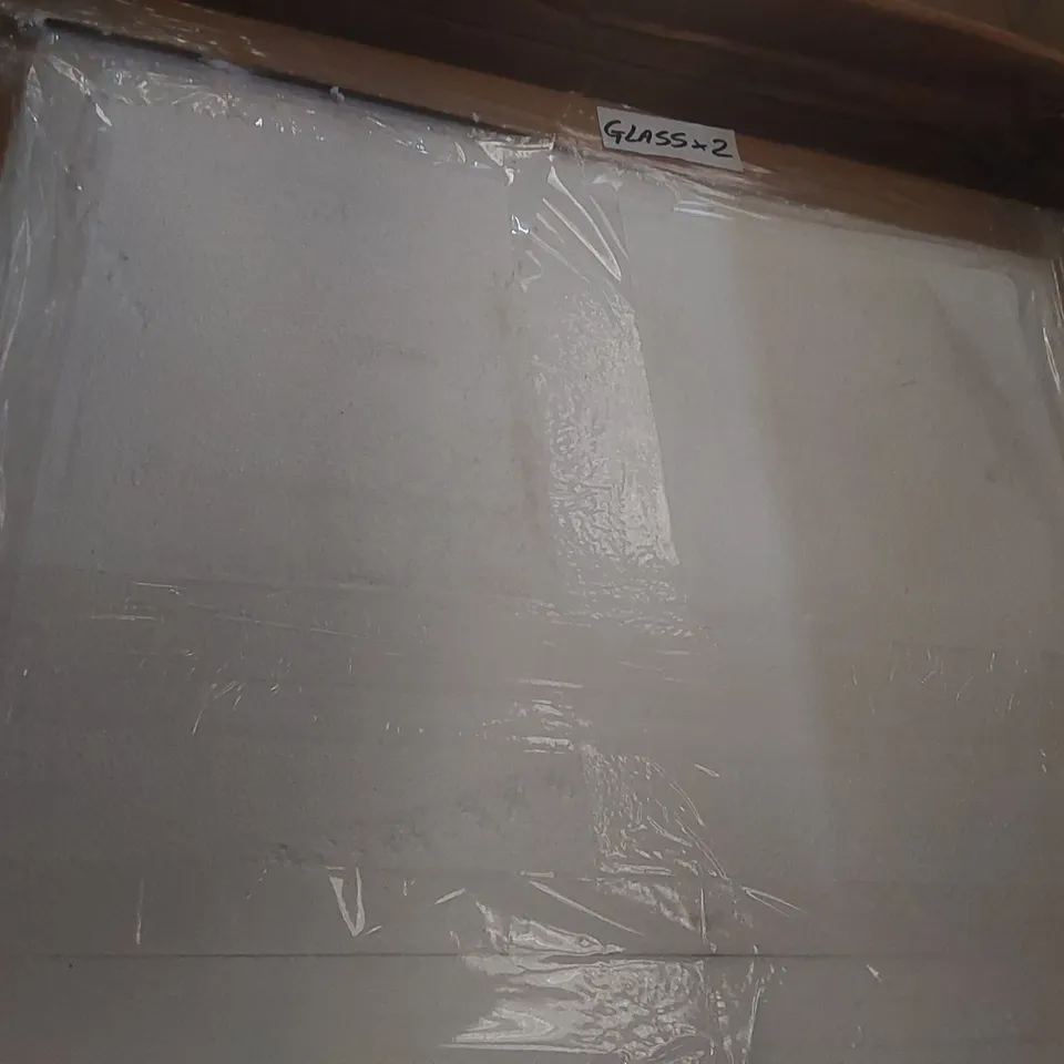 BOXED GATSBY GLASS COFFEE TABLE