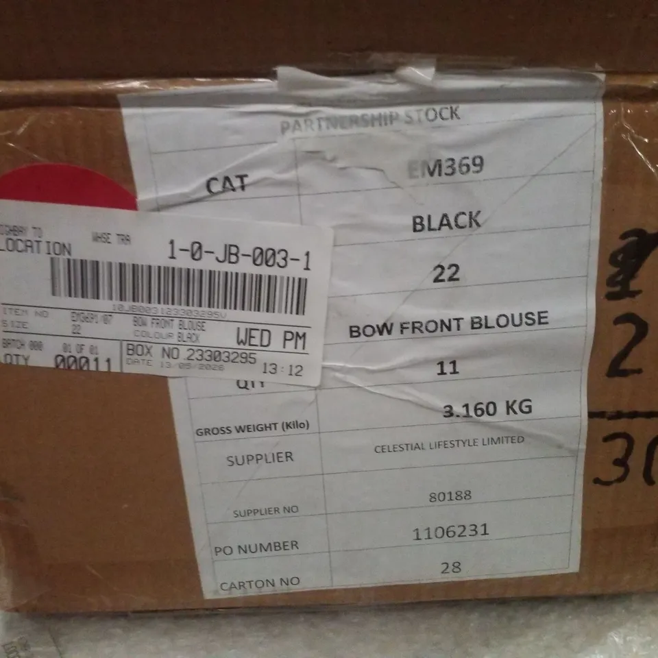 BOX CONTAINING APPROXIMATELY 11 BRAND NEW SIMPLY BE BLACK BOW FRONT BLOUSES - SIZE 22