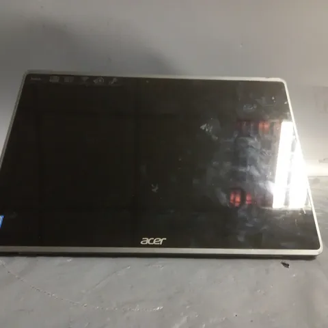 ACER SWITCH 3