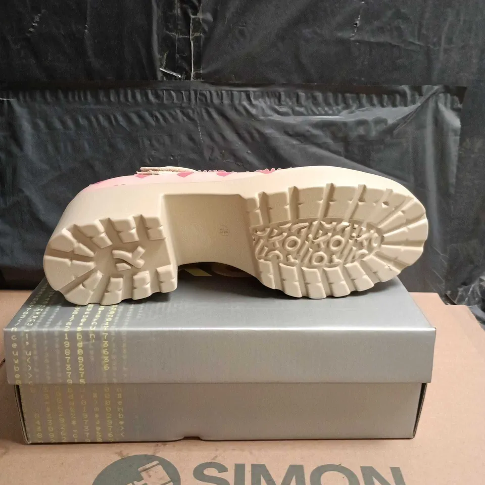 KOI MELANIE SWEETHEART MARY JANE SHOES PINK SIZE 10