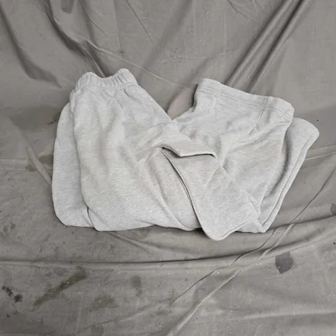 NIKE OVERSIZED POCKET JOGGERS IN GREY SIZE M