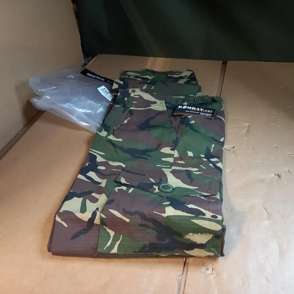 PAIR OF KOMBAT MENS TROUSERS - SIZE 38