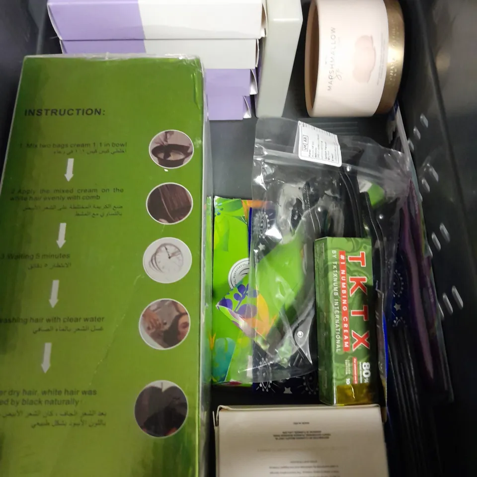 APPROXIMATELY 20 ASSORTED HEALTH & BEAUTY PRODUCTS TO INCLUDE TROPIC HAND CREAM, GARNIER SUMMER BODY LOTION AND PAI CLEANSING OIL