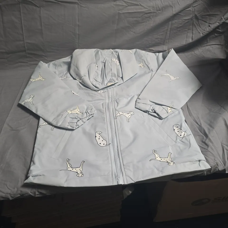 HOLLY & BEAU DALMATIAN RAINCOAT – KIDS' COLOUR CHANGING RAINCOAT, AGE 7-8