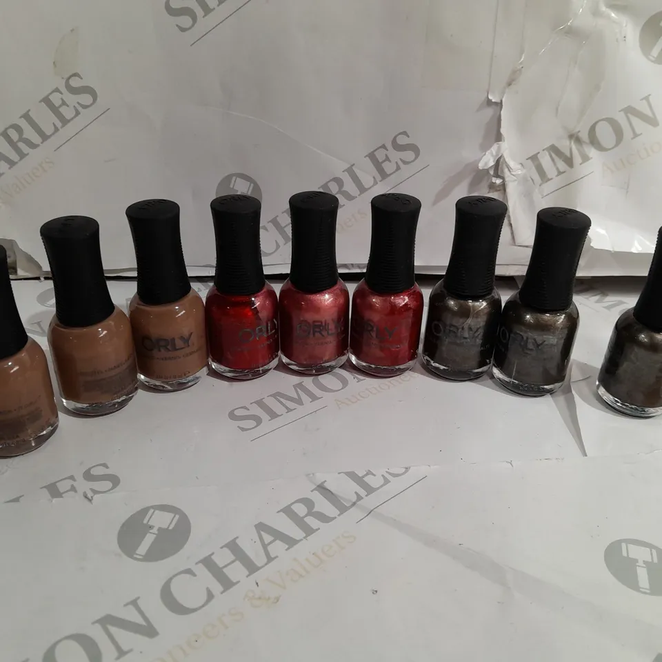 APPROXIMATELY 9 ORLY NAIL VARNISH IN VARIOUS COLOURS