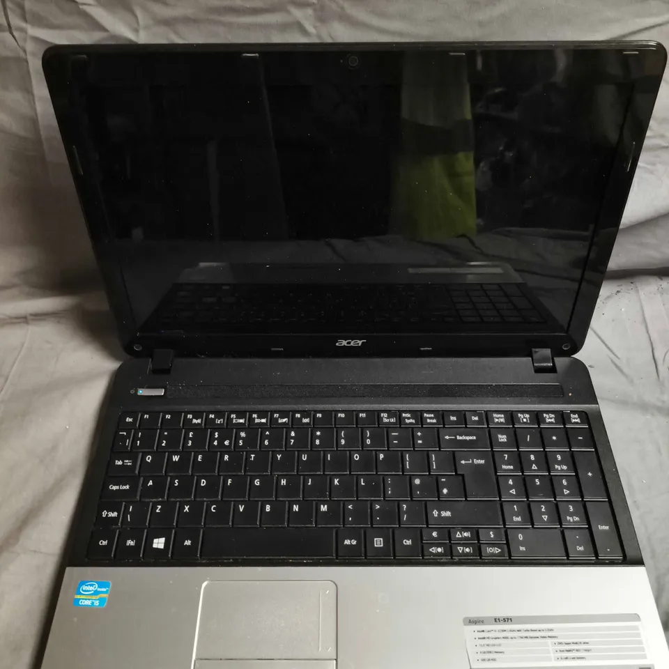 ACER ASPIRE E1-571 LAPTOP – INTEL CORE I5 – 15.6" DISPLAY