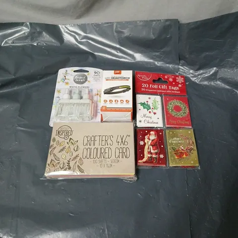 APPROXIMATELY 20 ASSORTED HOUSEHOLD ITEMS TO INCLUDE CHRISTMAS TAGS, LED HEAD TORCH, CRAFTERS COLOURED CARD, SCENT REFILLS ETC