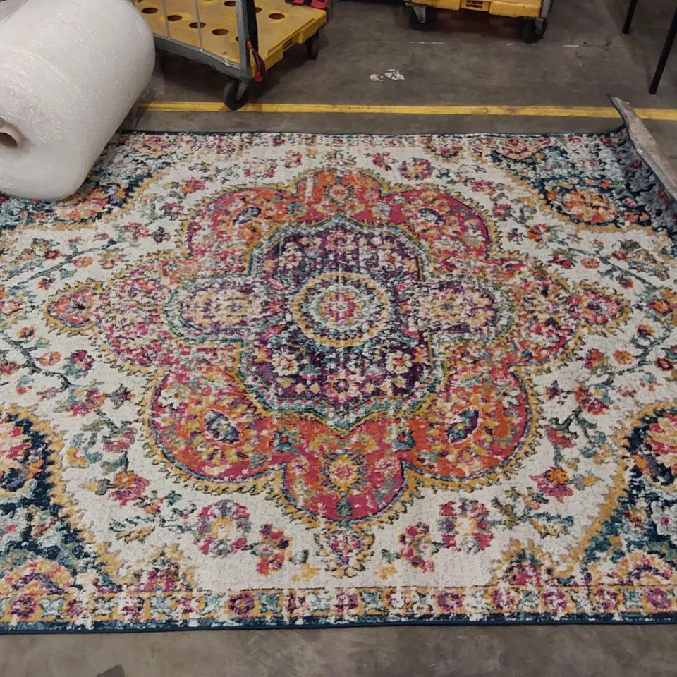 KOPF GREY/TAUPE/DARK BLUE RUG // 200 X 275CM