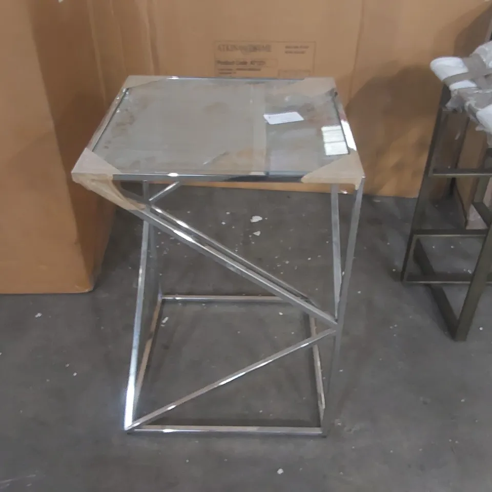 DESIGNER PALMA SIDE TABLE