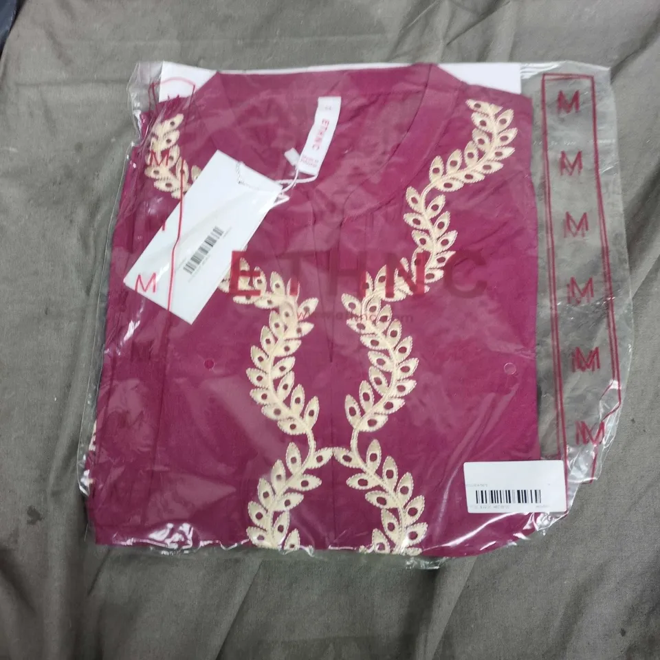 WOMEN'S MAGENTA EMBROIDERED TOP WITH CREAM LEAF PATTERN, SIZE M