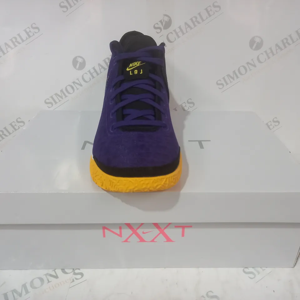 BOXED PAIR OF NIKE ZOOM LEBRON NXXT GEN SHOES IN PURPLE/METALLIC GOLD UK SIZE 7.5
