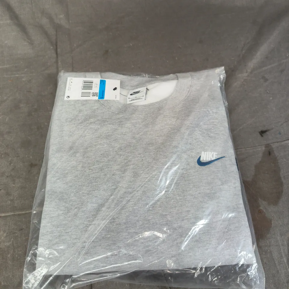 BAGGED NIKE LOGO CASUAL JUMPER - SIZE M