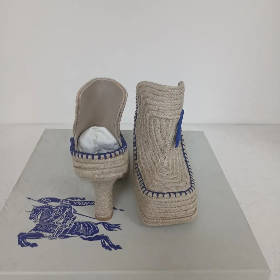 BURBERRY HEELED ESPADRILLE – WOMEN’S, UK 3 (EUR 36)