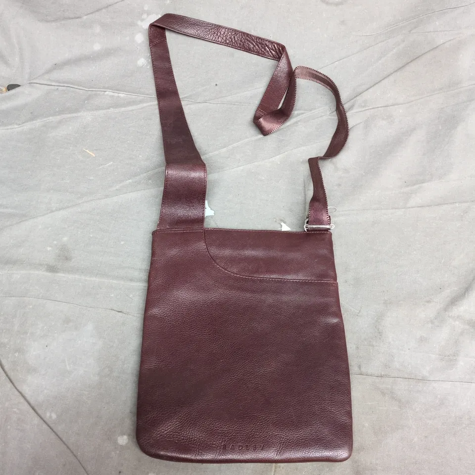 RADLEY LONDON BURGUNDY LEATHER CROSSBODY BAG