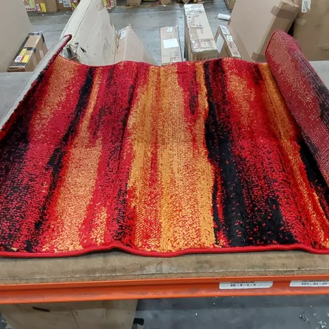 EVSIMO SANTANA RED/BLACK RUG // SIZE: 80 X 150cm