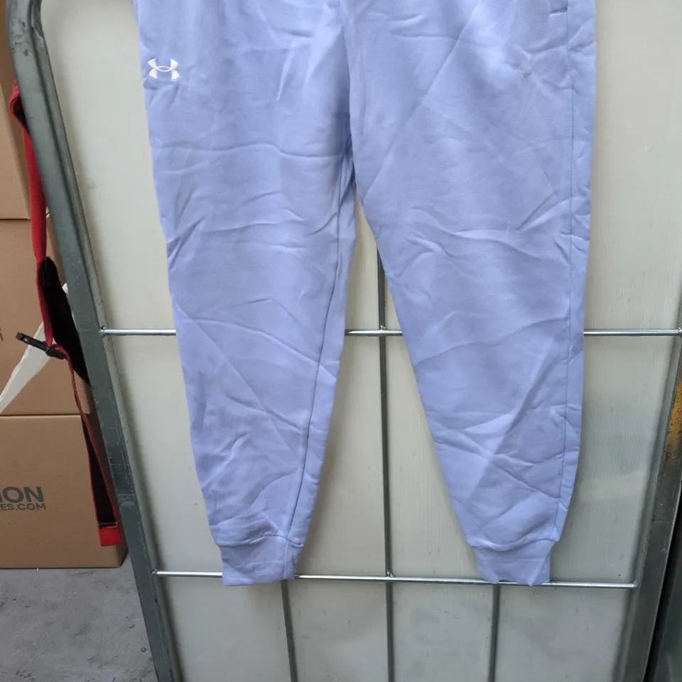 BOX OF APPROXIMATELY 25 ASSORTED CLOTHING ITEMS TO INCLUDE: BLUE JOGGERS AND PINK COAT