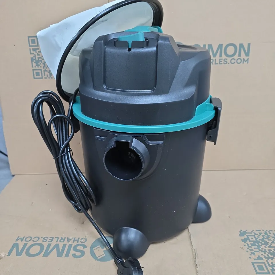 BOXED UNBRANDED VACUUM CLEANER