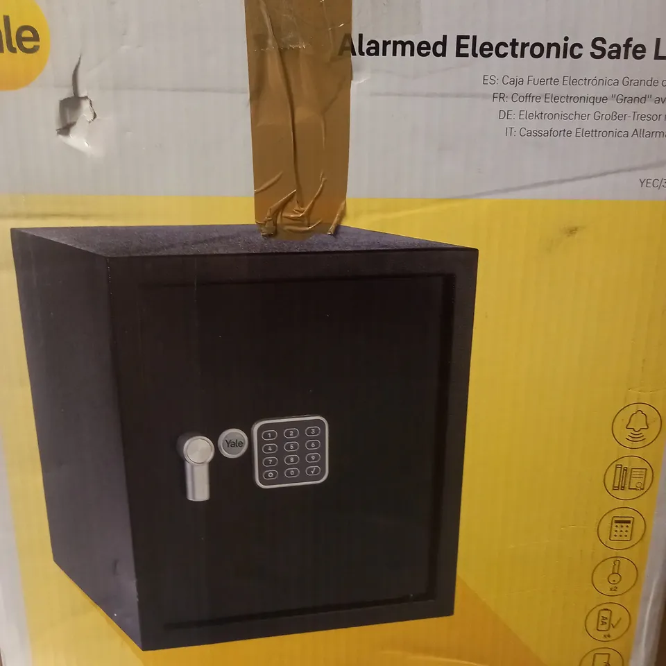 YALE YEC/390/DB1 - LARGE ALARMED VALUE SAFE