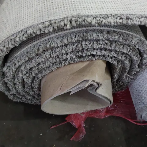ROLL OF QUALITY HEARTLAND ULTRA TETBURY CARPET APPROXIMATELY 4M Γ 3.71M