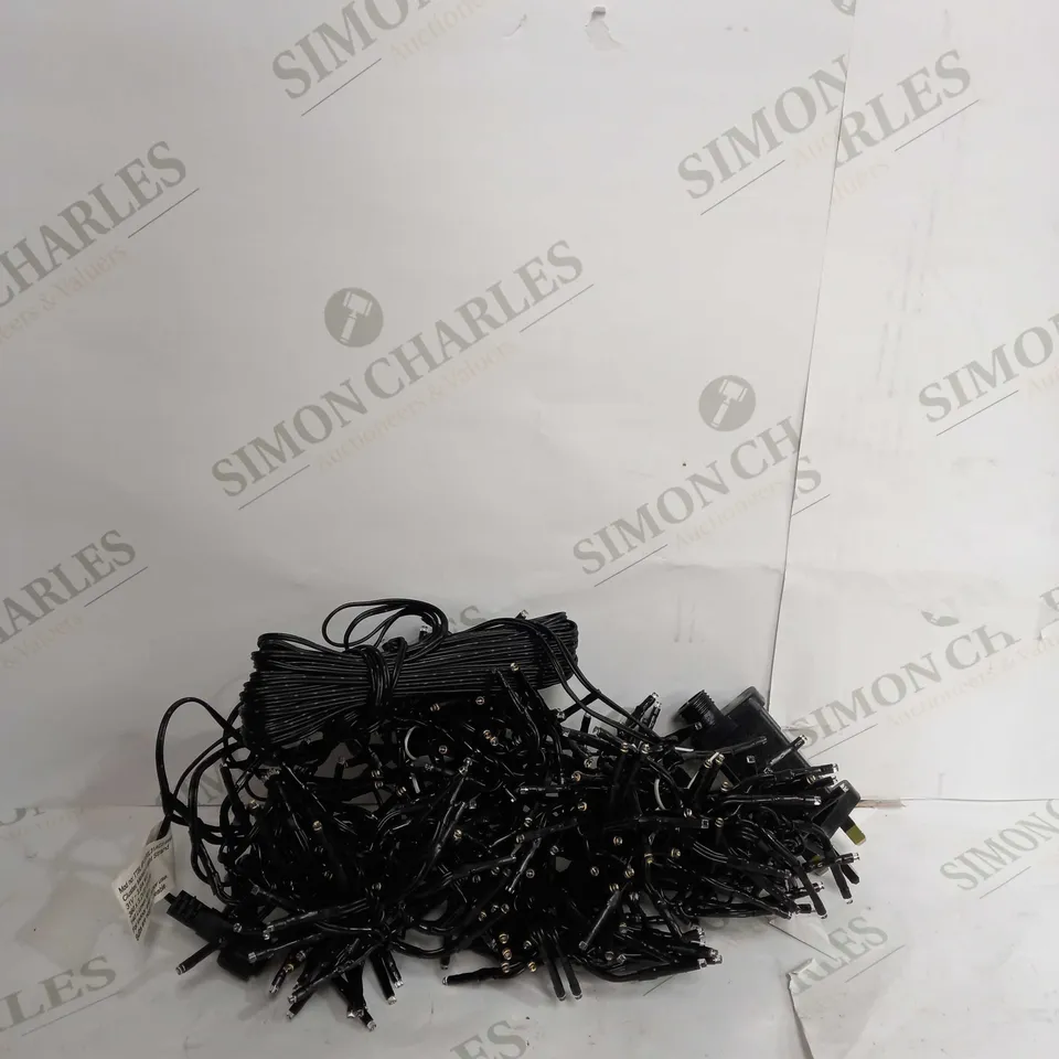 GARDEN REFLECTIONS OUTDOOR CASCADING LED CLUSTER LIGHT STRAND WITH 8 FUNCTIONS